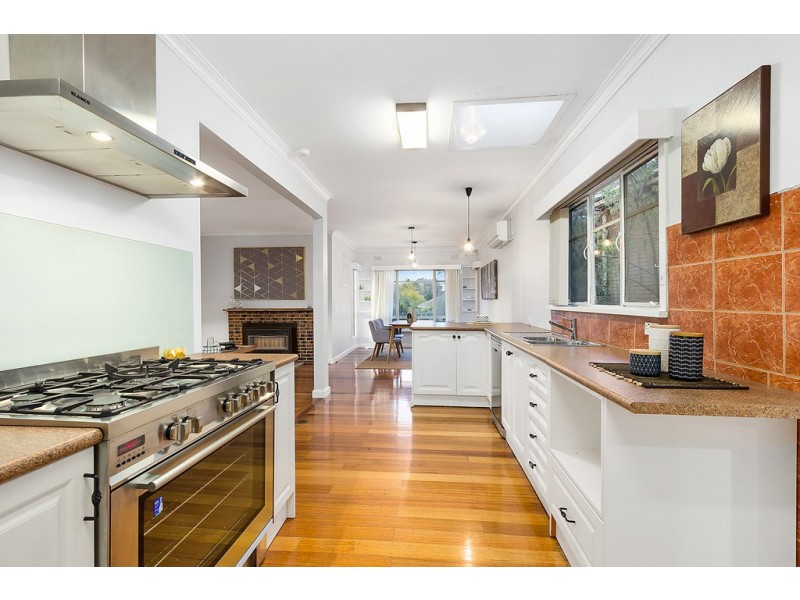 29 Eram Road, Box Hill North VIC 3129