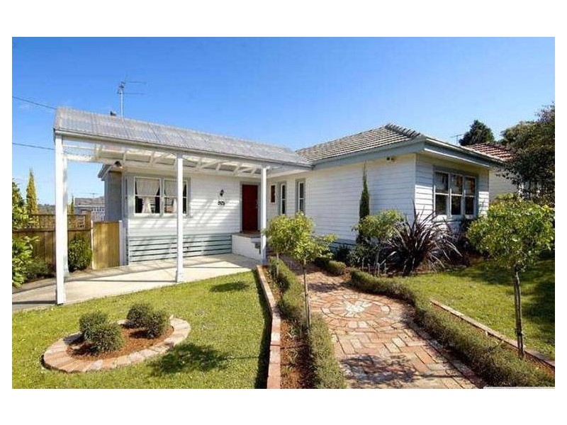 925 Station St, Box Hill North VIC 3129