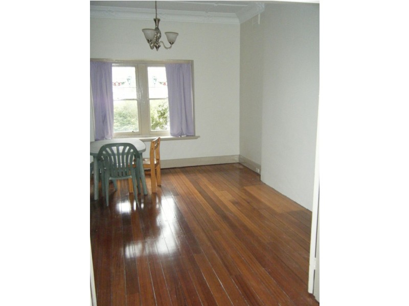 690 Whitehorse Rd, Mont Albert VIC 3127