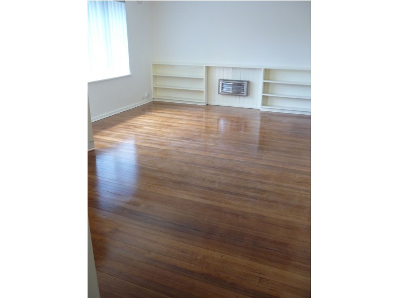 3/2 Allison Rd, Box Hill North VIC 3129