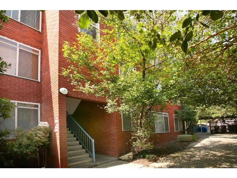 9/5 James St, Box Hill VIC 3128