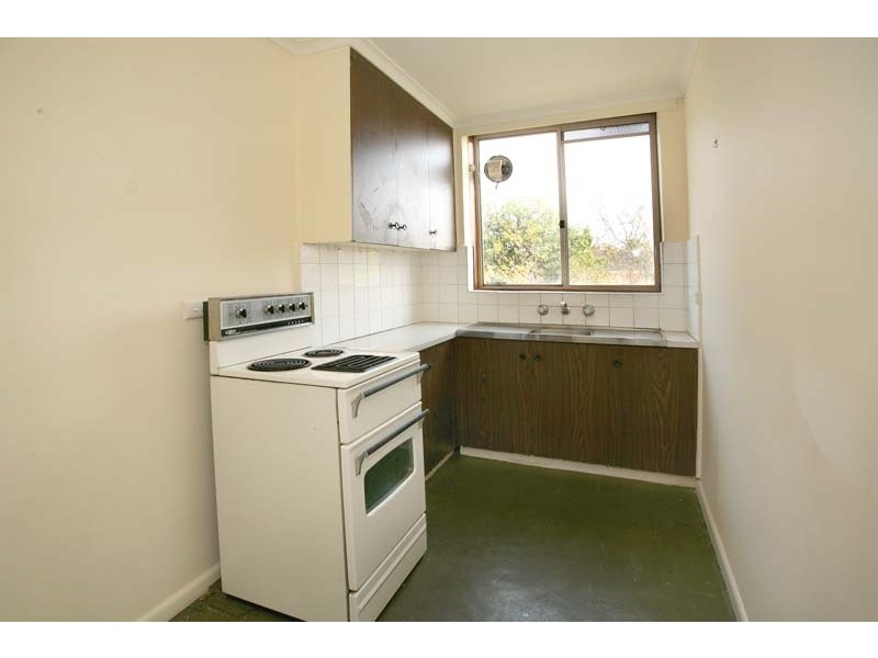 9/5 James St, Box Hill VIC 3128