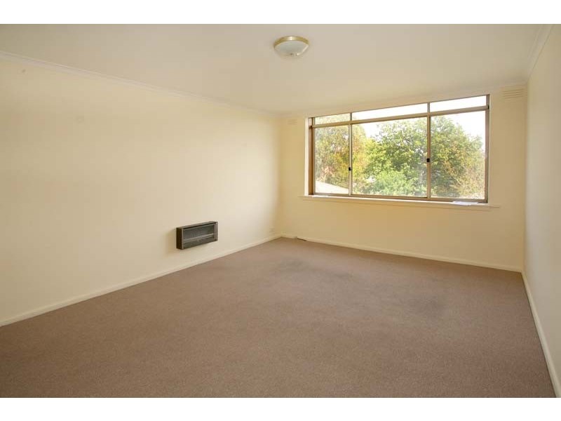 9/5 James St, Box Hill VIC 3128