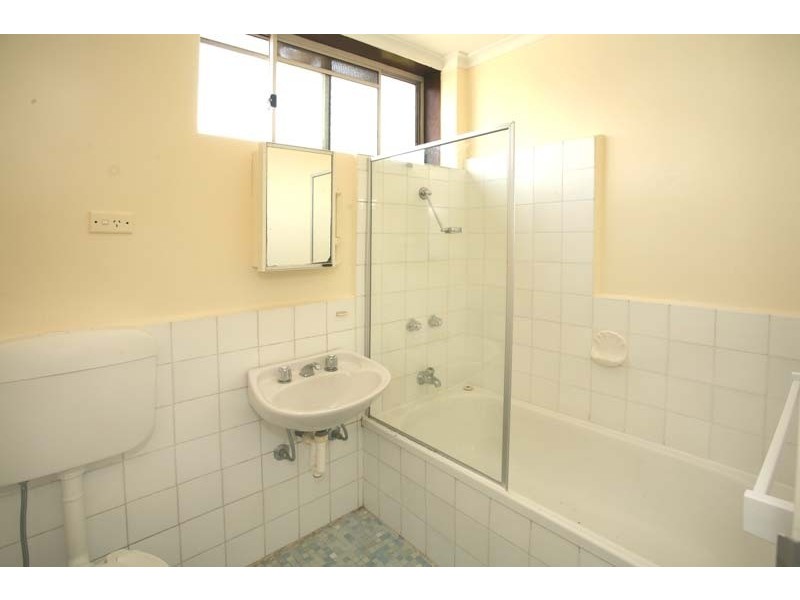 9/5 James St, Box Hill VIC 3128