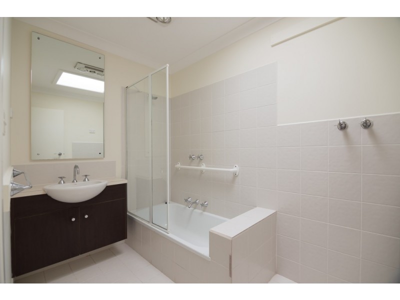 2/38A Thames Street, Box Hill North VIC 3129