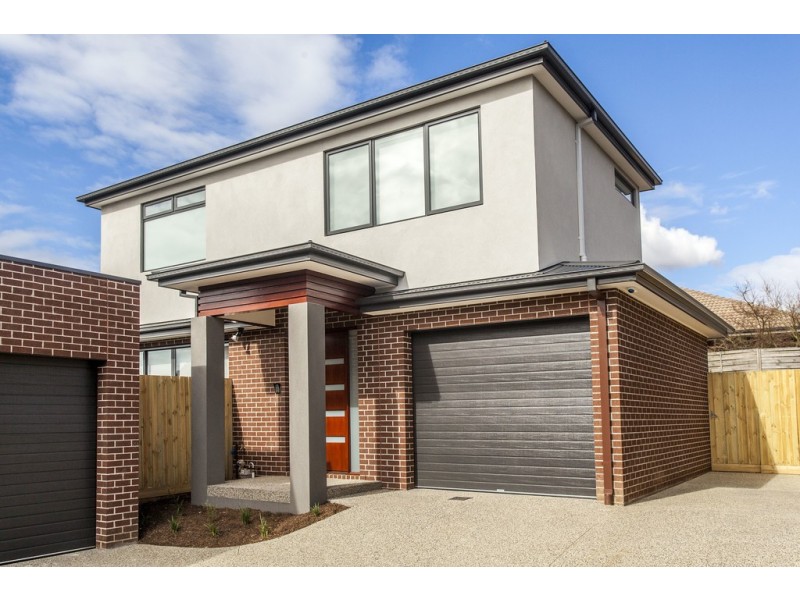 2/18 Faulkner Street, Blackburn South VIC 3130