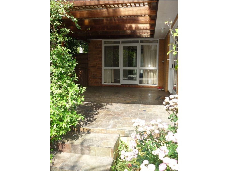 305 Station St, Box Hill South VIC 3128