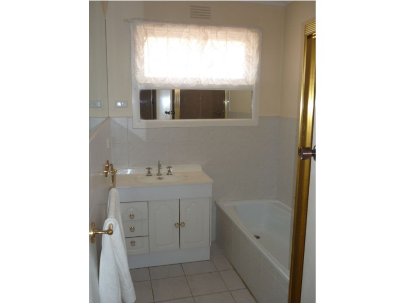 305 Station St, Box Hill South VIC 3128