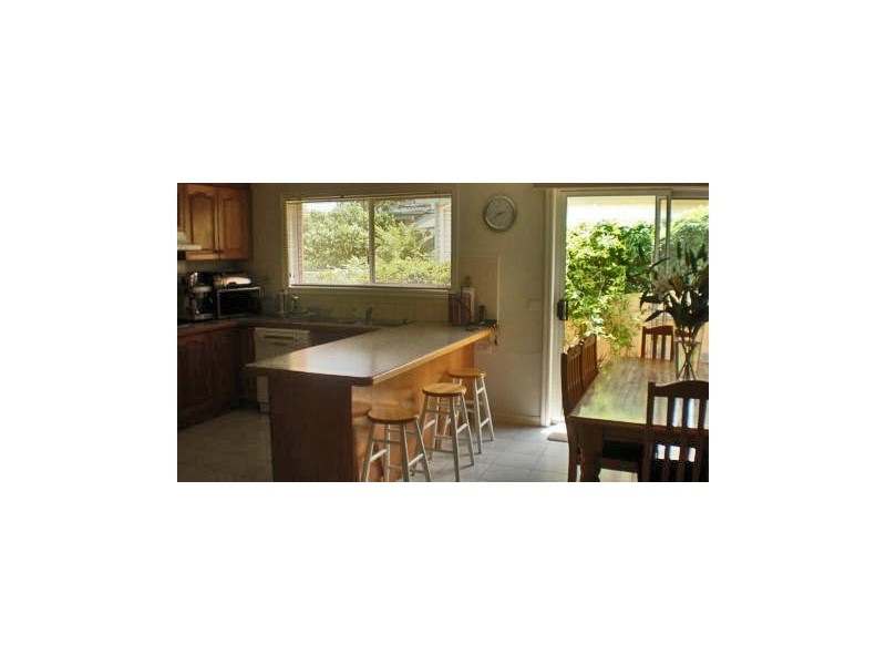 13 Evans St, Chadstone VIC 3148