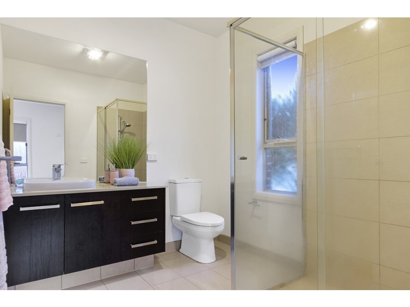 2/37 Katrina Street, Blackburn North VIC 3130