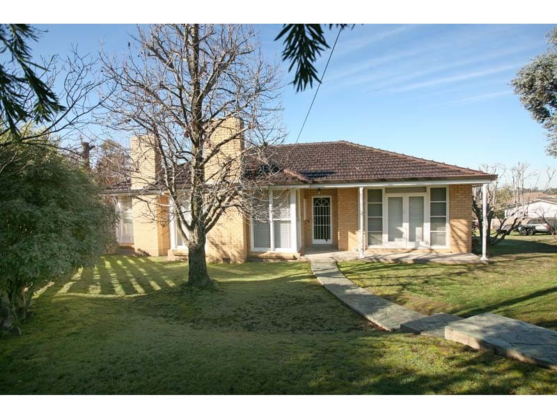 85 Leeds St, Doncaster East VIC 3109