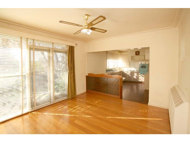 85 Leeds St, Doncaster East VIC 3109