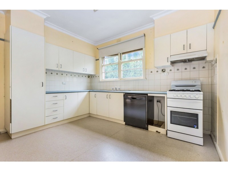 22 Piedmont Street, Box Hill South VIC 3128