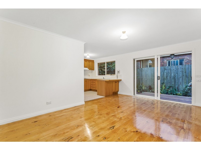 7 Skipton Street, Box Hill VIC 3128