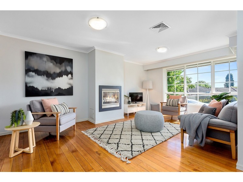 1/17 Kingsley Crescent, Mont Albert VIC 3127