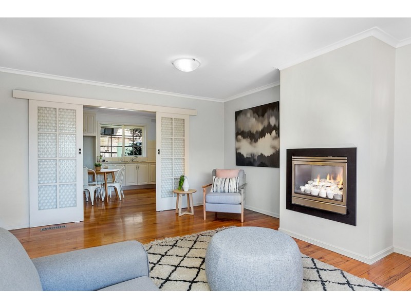 1/17 Kingsley Crescent, Mont Albert VIC 3127