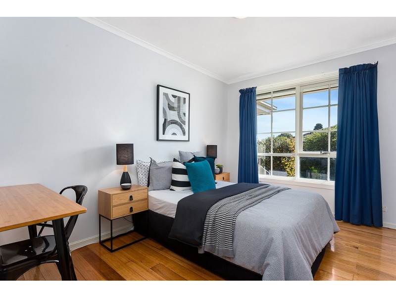 1/17 Kingsley Crescent, Mont Albert VIC 3127