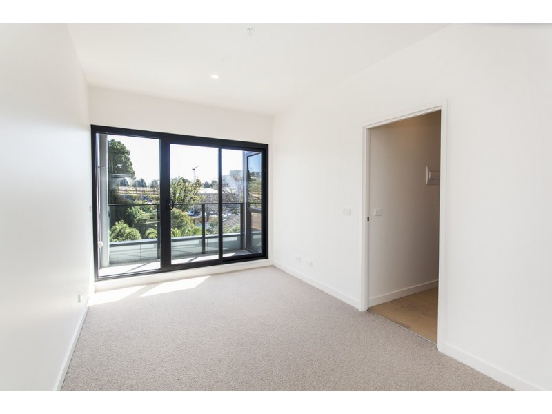 207/19 Irving Avenue, Box Hill VIC 3128