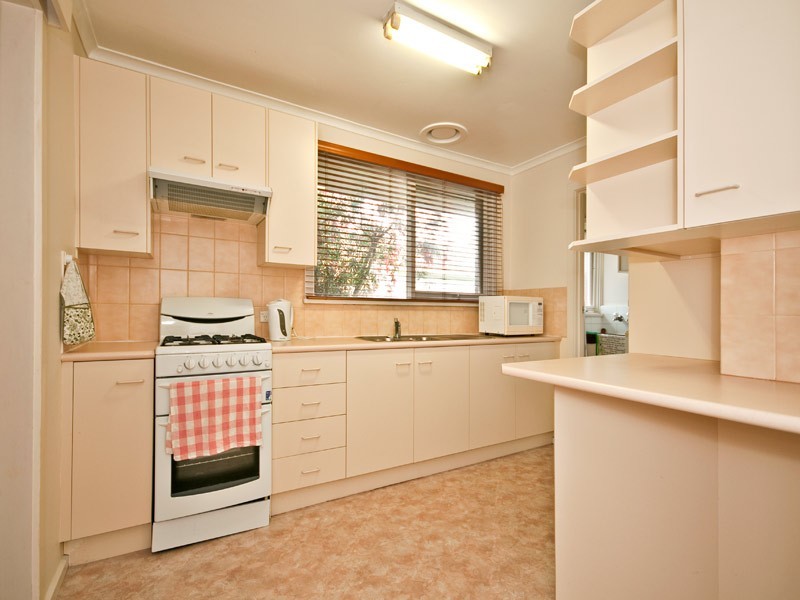 1/25 Bedford St, Box Hill VIC 3128