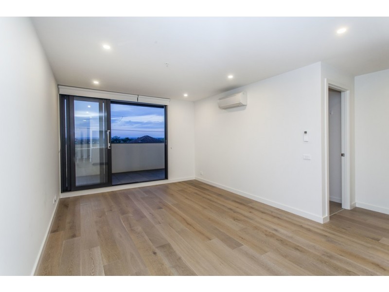 G13B/57 Middleborough Road, Burwood VIC 3125