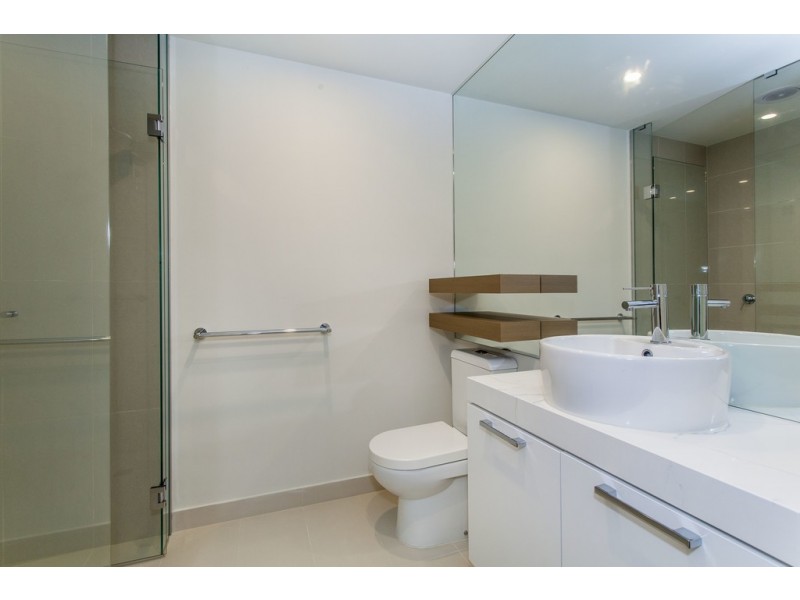 G13B/57 Middleborough Road, Burwood VIC 3125