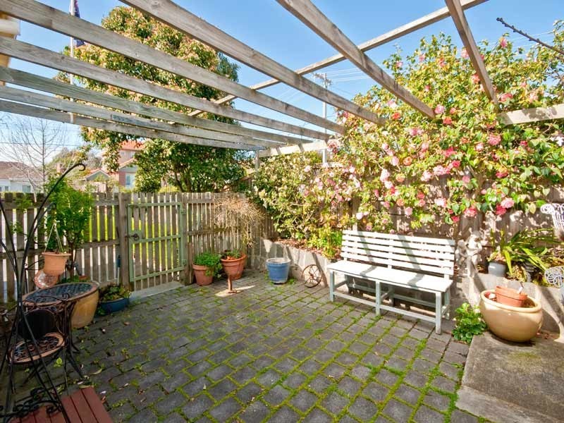 4 Caroline St, Box Hill North VIC 3129