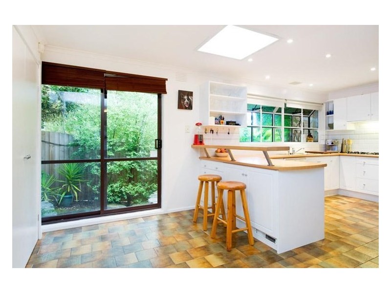 18 Nulgarrah Crescent, Greensborough VIC 3088
