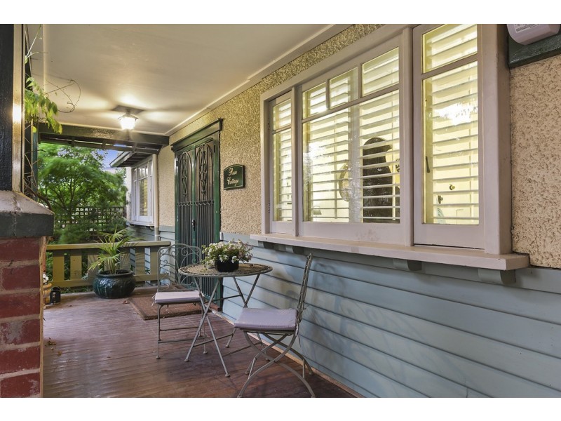 13 Kangerong Road, Box Hill VIC 3128