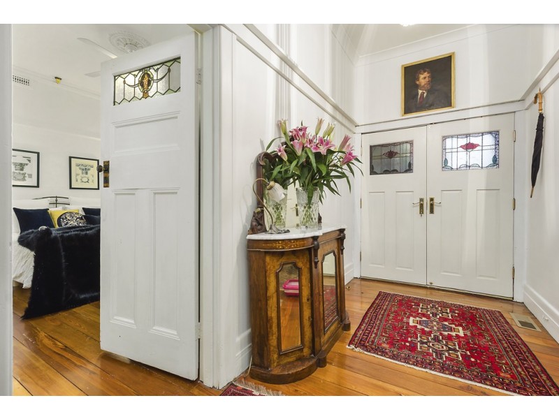 13 Kangerong Road, Box Hill VIC 3128