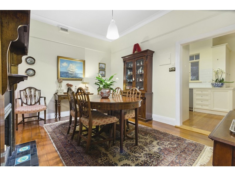 13 Kangerong Road, Box Hill VIC 3128