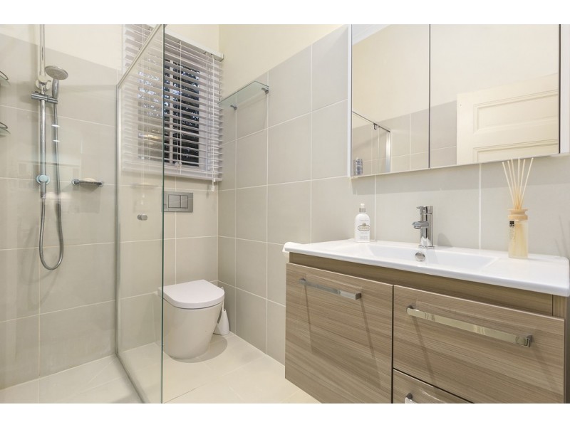 13 Kangerong Road, Box Hill VIC 3128