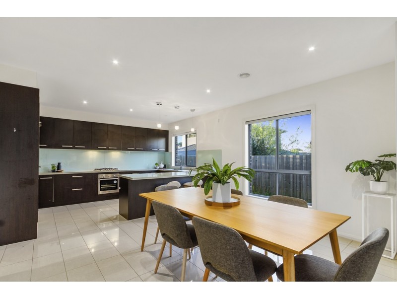 2/37 Katrina Street, Blackburn North VIC 3130