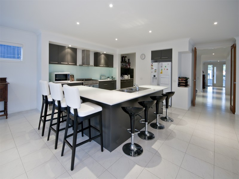 664 Whitehorse Road, Mont Albert VIC 3127