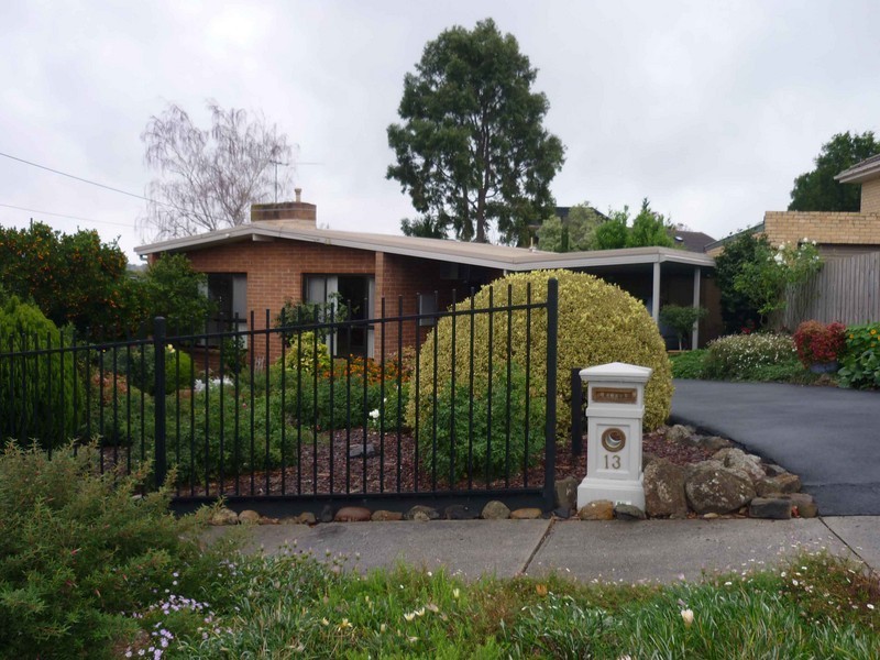 13 Morris Street, Doncaster VIC 3108