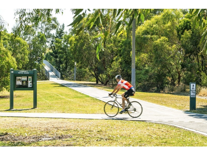 1 Morley Crescent, Box Hill North VIC 3129