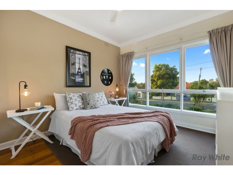 9 Eram Road, Box Hill North VIC 3129