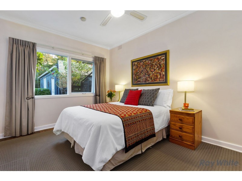 9 Eram Road, Box Hill North VIC 3129