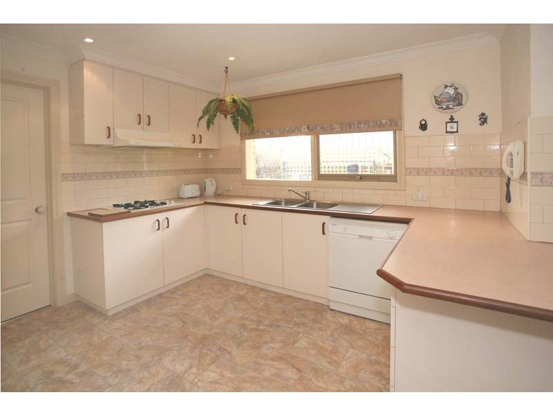 2/90 Carrington Road, Box Hill VIC 3128