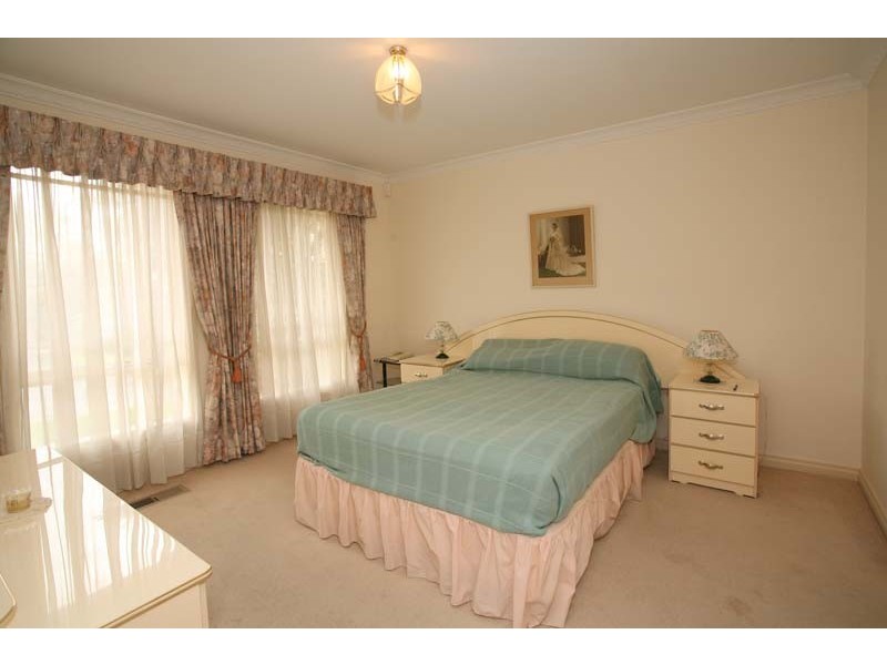 2/90 Carrington Road, Box Hill VIC 3128