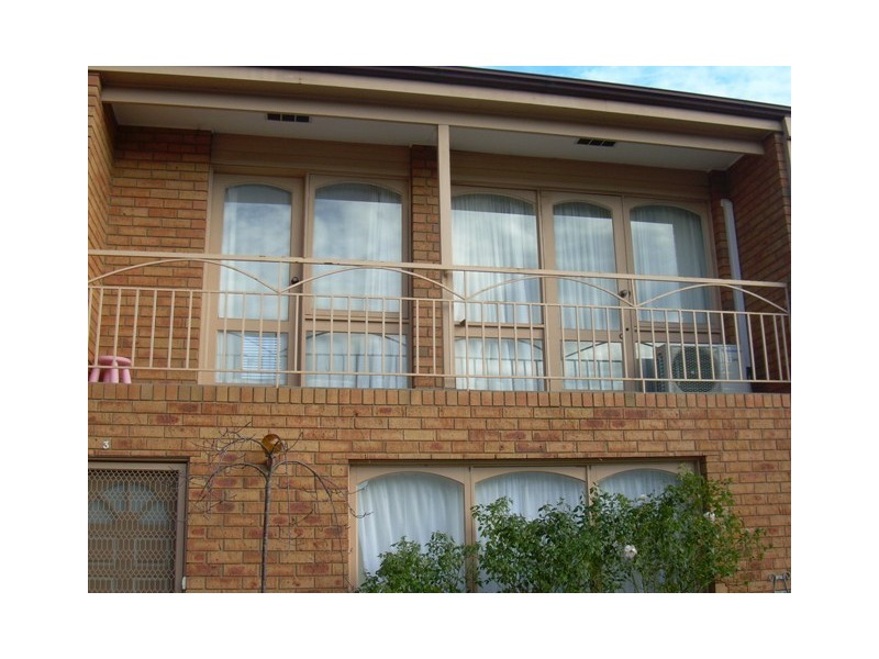 3 1110 Whitehorse Road, Box Hill VIC 3128