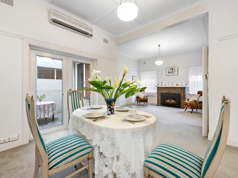 12A Robinson Road, Surrey Hills VIC 3127