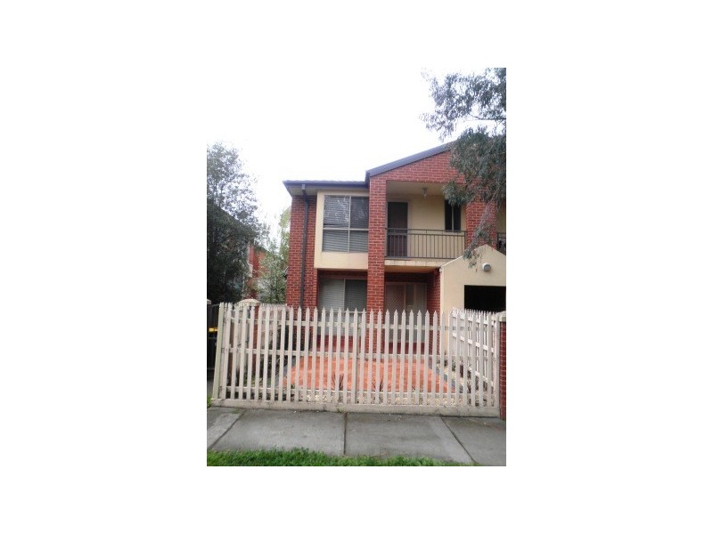 2/17 Oxford Street, Box Hill VIC 3128