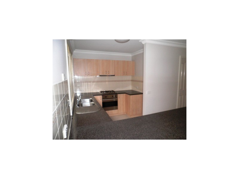 2/17 Oxford Street, Box Hill VIC 3128