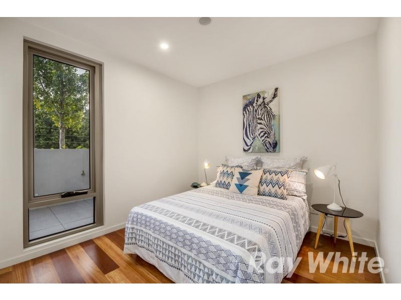 102/6-8 Wellington Road, Box Hill VIC 3128