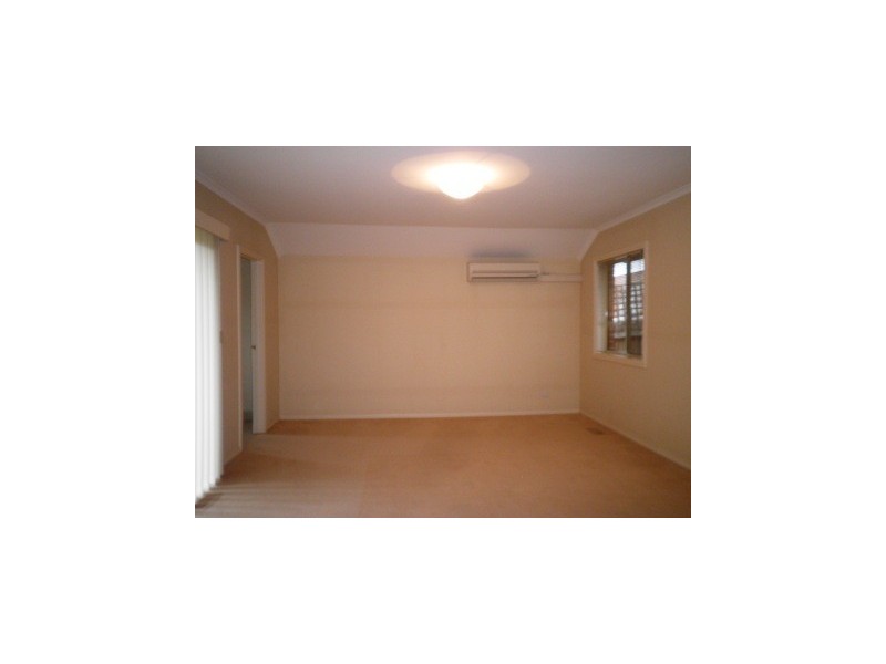 4/7 Talbet Street, Burwood VIC 3125