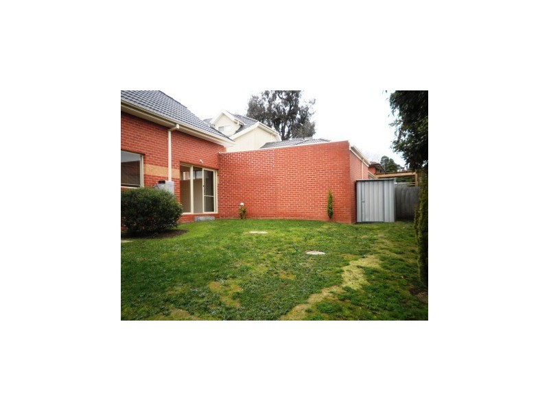 4/7 Talbet Street, Burwood VIC 3125