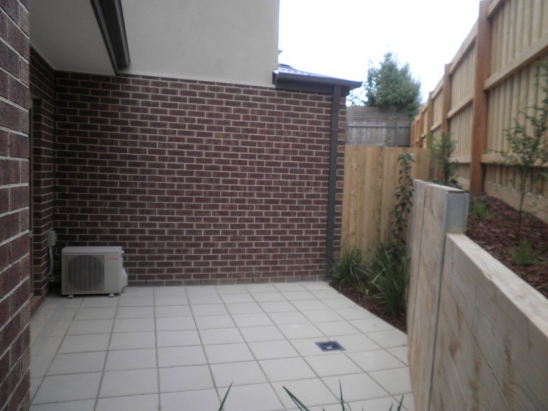 3/2 Minna Street, Blackburn VIC 3130