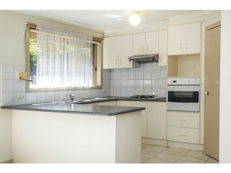 44 Kierens Way, Chadstone VIC 3148
