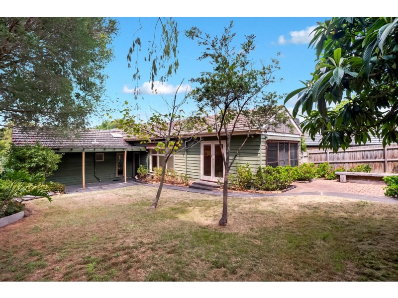 26 Salisbury Avenue, Blackburn VIC 3130