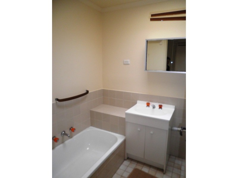 2/33  Victoria Street, Box Hill VIC 3128